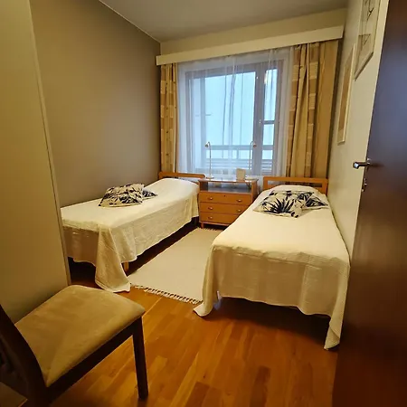 3502 Included Bed Linen And Towels *