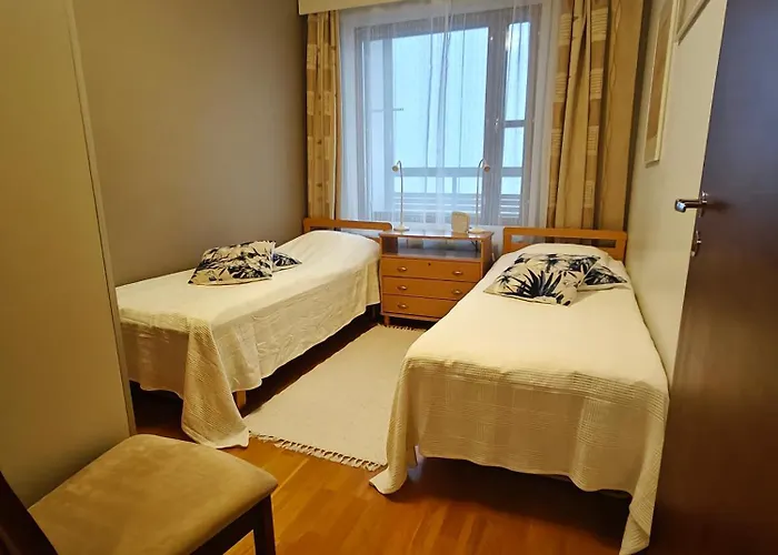 3502 Included Bed Linen&sheets *