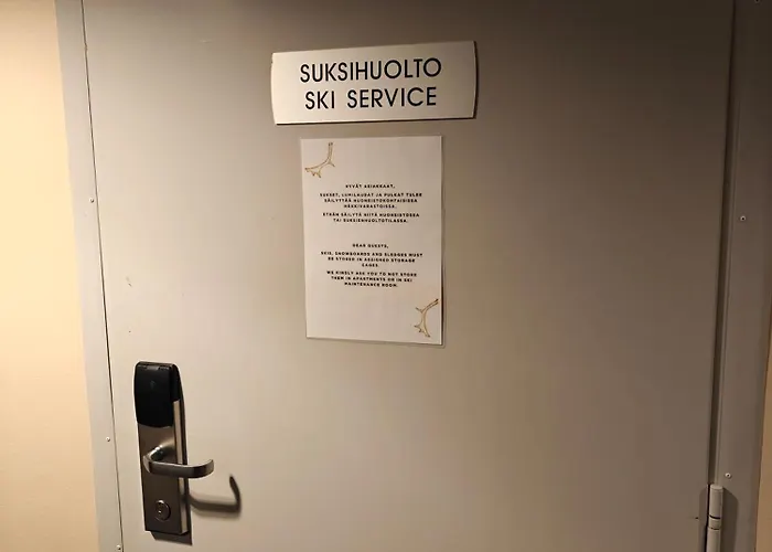 3502 Included Bed Linen&sheets *